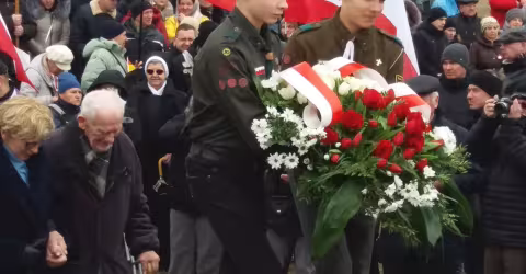 są siły, którym zbrodnia w Hucie Pieniackiej jest solą w oku